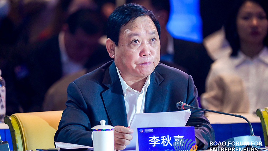 汾酒李秋喜：強(qiáng)起來(lái)，是每一個(gè)中國(guó)企業(yè)的責(zé)任和使命