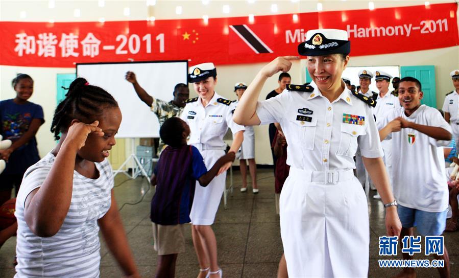（圖文互動）（5）中國之舟，為和平友愛而來——一份來自中國海軍和平方舟號醫(yī)院船的報(bào)告