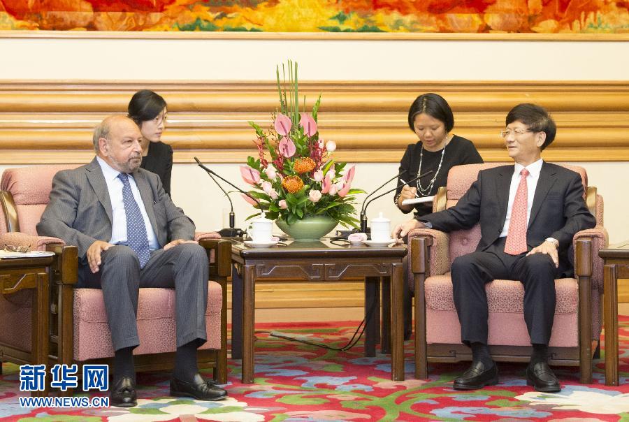 9月5日，中共中央政治局委員、中央政法委書記孟建柱在北京中南海會(huì)見國際法院院長亞伯拉罕。 新華社記者 黃敬文 攝 