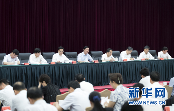 7月12日，中共中央政治局委員、中央書記處書記、中宣部部長劉奇葆在北京出席全國出版工作會議。 新華社記者 丁海濤 攝
