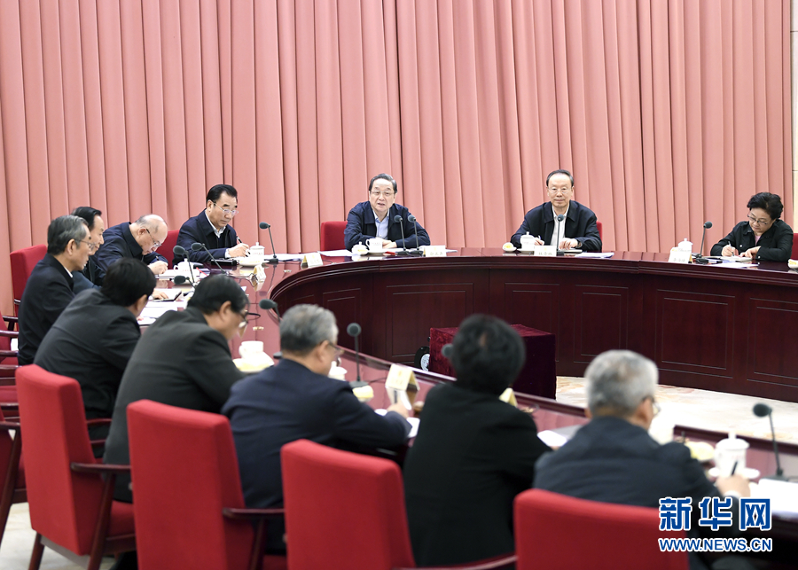 1月17日，中共政協(xié)第十二屆全國委員會(huì)黨組在北京召開會(huì)議，傳達(dá)學(xué)習(xí)貫徹習(xí)近平總書記在十九屆中央紀(jì)委二次全會(huì)上的重要講話和全會(huì)精神。全國政協(xié)主席、黨組書記俞正聲主持會(huì)議并講話。新華社記者 燕雁 攝