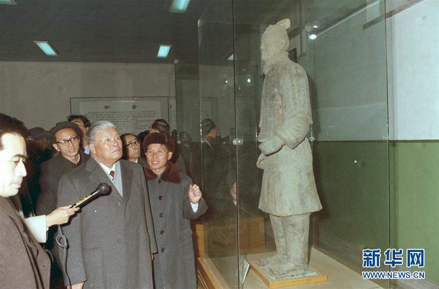 （圖文互動(dòng)）（5）為發(fā)展和進(jìn)步，與中國(guó)攜手同行——中國(guó)改革友誼獎(jiǎng)?wù)芦@得者群像 