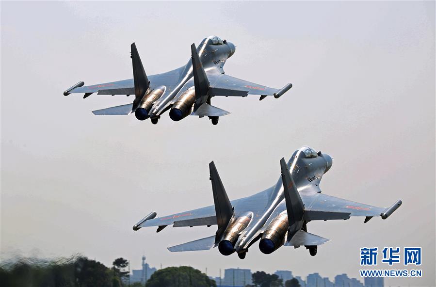 （新華全媒頭條·圖文互動）（5）戰(zhàn)鷹，為祖國奮飛——記空軍航空兵某旅旅長、特級飛行員郝井文