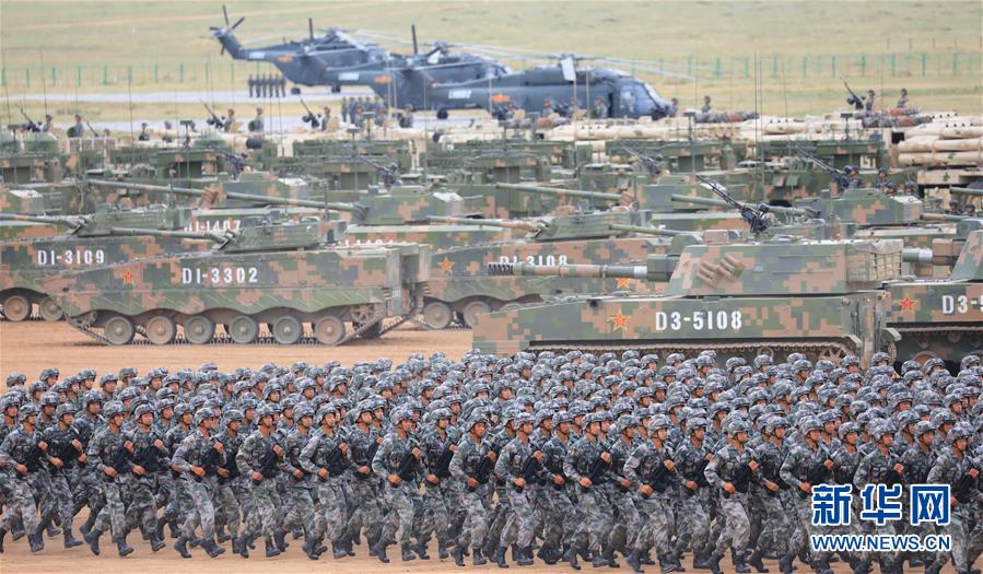 （新華全媒頭條·強(qiáng)軍思想引領(lǐng)新征程·圖文互動(dòng)）（5）那一刻，我們光榮接受檢閱