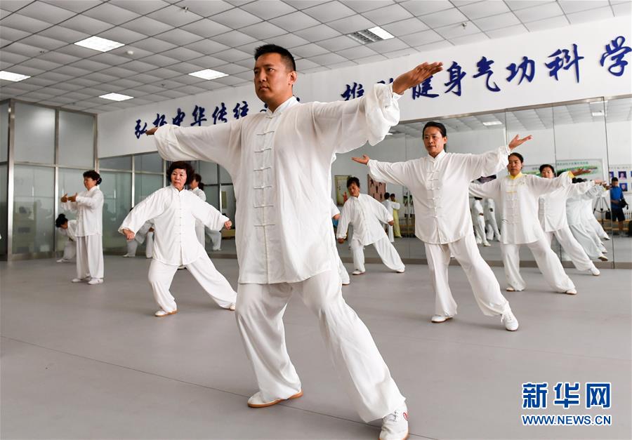 （新華全媒頭條·圖文互動(dòng)）（2）奔跑吧，健康中國——全民健身在路上