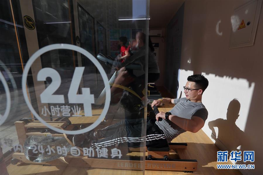 （新華全媒頭條·圖文互動(dòng)）（4）奔跑吧，健康中國——全民健身在路上