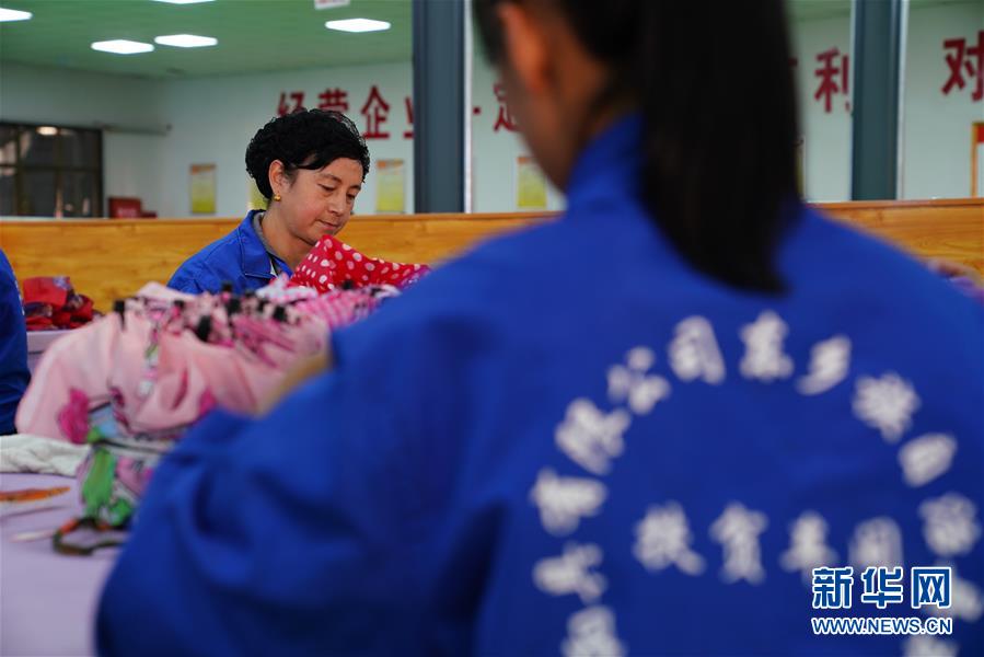 （新華全媒頭條·決戰(zhàn)決勝脫貧攻堅(jiān)·圖文互動）（2）以沖刺的狀態(tài)跑出決勝的姿態(tài)——“三區(qū)三州”甘肅深貧區(qū)脫貧攻堅(jiān)報(bào)告