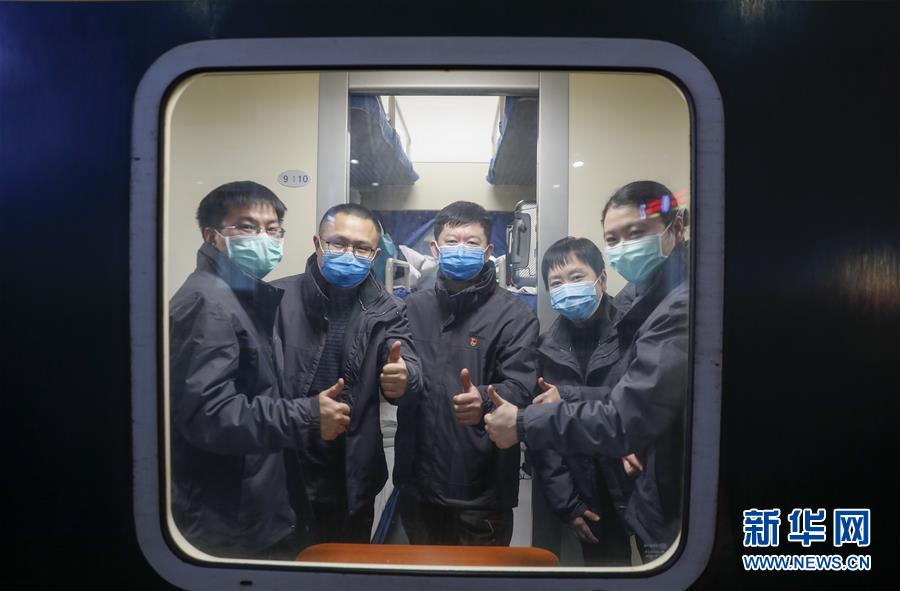 （聚焦疫情防控·對口支援19省份在奮戰(zhàn)·圖文互動）（1）“當我們摘下口罩，看到彼此勝利的微笑”——重慶對口支援孝感市抗擊疫情紀實