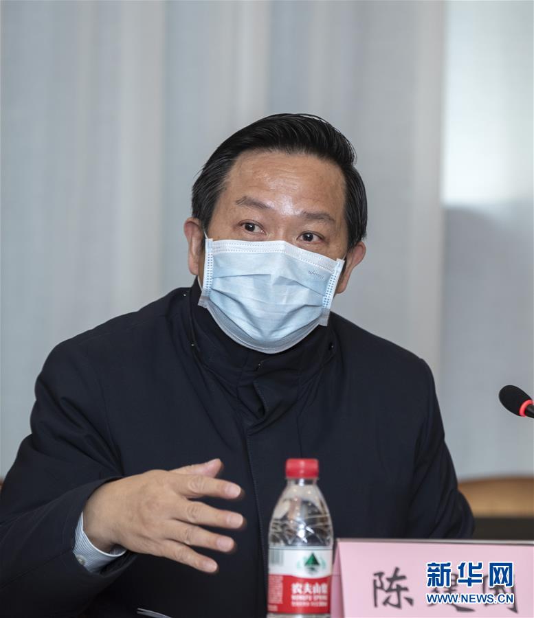 （聚焦疫情防控·圖文互動(dòng)）（2）急防控所急，沖鋒勇向前——華中科技大學(xué)以科研攻關(guān)推動(dòng)疫情防控救治觀察