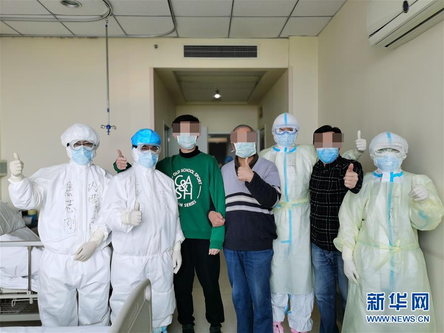 （聚焦疫情防控·圖文互動(dòng)）（2）重癥醫(yī)生王洪亮：“沖在前，守到底”