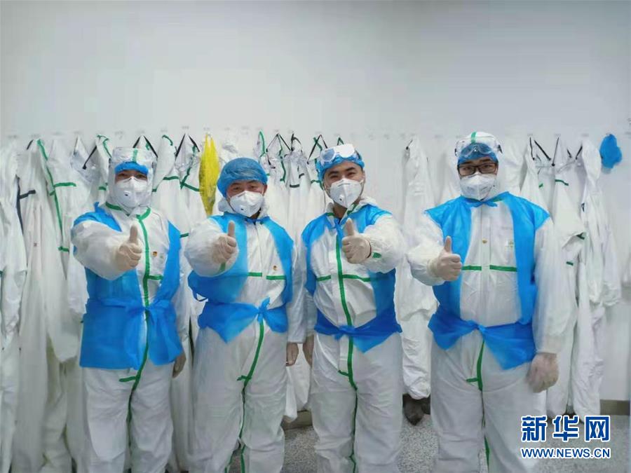 （習(xí)近平致敬的戰(zhàn)“疫”英雄·志愿者篇·圖文互動(dòng)）（2）他們，微光成炬照征程