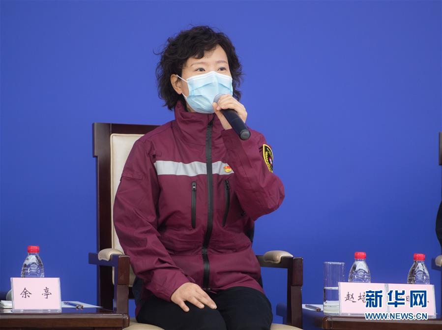 （聚焦疫情防控·圖文互動）（5）分秒必爭！一切為了治病救人——中國抗疫生命至上的生動實(shí)踐