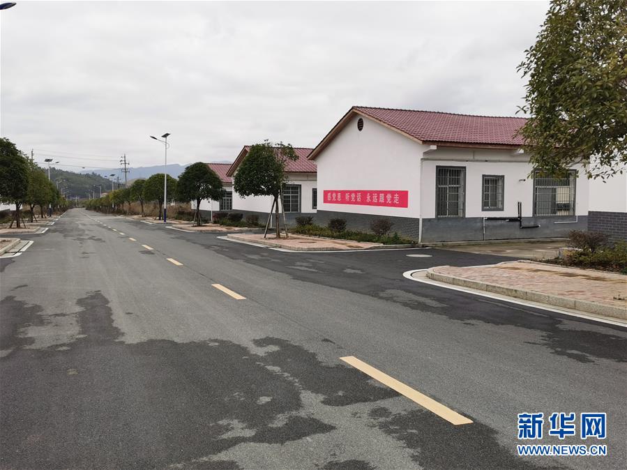 （圖文互動）（1）“為脫貧而來，為脫貧而去”——追記湖南炎陵縣委原書記黃詩燕 
