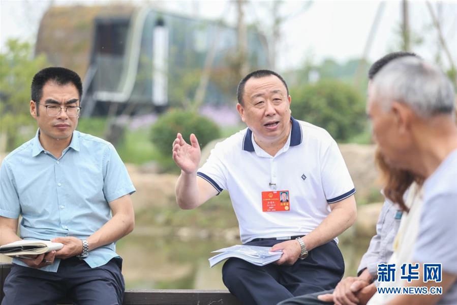 （新華全媒頭條·兩會精神看落實(shí)·圖文互動）（2）整體謀劃、系統(tǒng)升級、全面提升——落實(shí)全國兩會精神織牢織密公共衛(wèi)生防護(hù)網(wǎng)