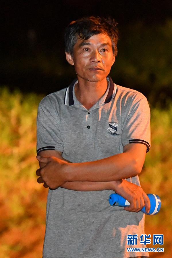 （防汛抗洪·圖文互動）（3）“保衛(wèi)家園，誰都不能是旁觀者”——夜訪洞庭湖大堤防汛一線