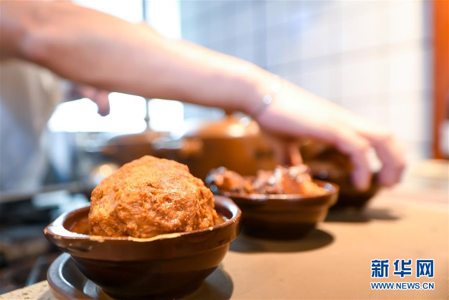 （在習(xí)近平新時(shí)代中國(guó)特色社會(huì)主義思想指引下——新時(shí)代新作為新篇章·習(xí)近平總書(shū)記關(guān)切事·圖文互動(dòng)）（7）珍惜盤(pán)中餐，狠剎浪費(fèi)風(fēng)——各地積極行動(dòng)堅(jiān)決制止餐飲浪費(fèi)