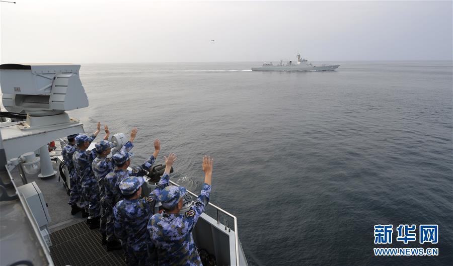 （國(guó)際）（2）中國(guó)海軍第35、36批護(hù)航編隊(duì)在亞丁灣完成任務(wù)交接