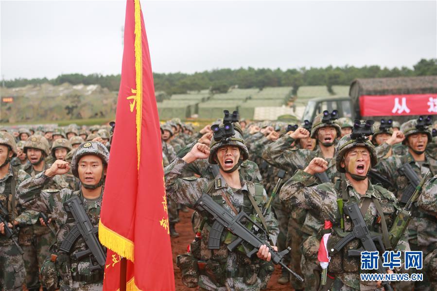 （在習(xí)近平強(qiáng)軍思想指引下·我們在戰(zhàn)位報(bào)告·圖文互動）（1）千里移防，鐵心跟黨走——南部戰(zhàn)區(qū)陸軍第75集團(tuán)軍某紅軍旅政治建軍、練兵備戰(zhàn)記事