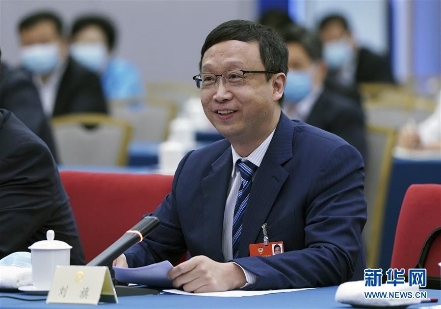 （新華全媒頭條·圖文互動）（4）從人民中汲取磅礴力量——習(xí)近平總書記同出席2020年全國兩會人大代表、政協(xié)委員共商國是紀實