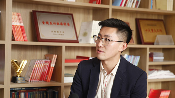 “鋼鐵人”是怎樣煉成的？