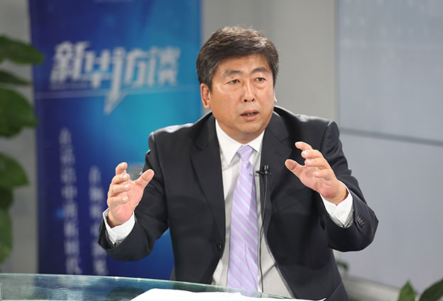 最根本的就是錢從哪里來、人往哪里去。