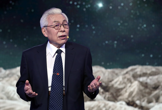 雖然已經(jīng)84歲了，但我還會(huì)加倍努力。