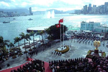 今年7月1日香港將迎來回歸祖國20周年，這是一件大事、盛事