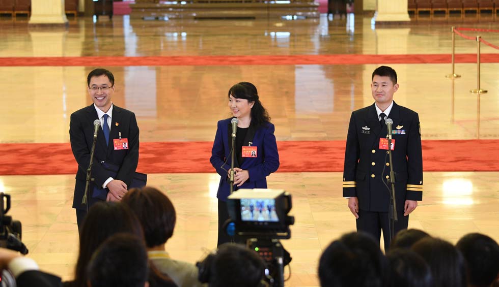 孟祥飛、李媛、曹先建接受采訪