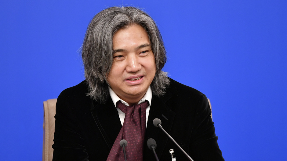 全國政協(xié)常委、文化文史和學習委員會委員，中國美術館館長，中國美術家協(xié)會副主席 吳為山