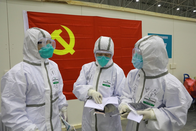 辛識平：黨員站立的位置，就是守護(hù)人民的防線