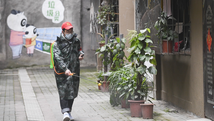 辛識平：致敬！按下“快進(jìn)鍵”的平凡英雄