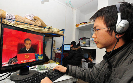 2010年網(wǎng)友關(guān)注溫家寶總理接受中國政府網(wǎng)、新華網(wǎng)聯(lián)合專訪