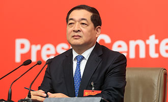 山東省經(jīng)濟(jì)和信息化委員會黨組書記、主任錢煥濤