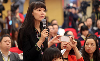 鳳凰衛(wèi)視、鳳凰網(wǎng)記者提問(wèn)