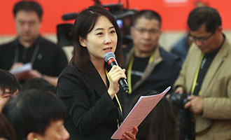 鳳凰衛(wèi)視、鳳凰網(wǎng)記者提問