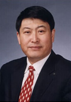 王振國(guó)：首屆“中國(guó)十大杰出青年“、北京振國(guó)腫瘤研究中心主任