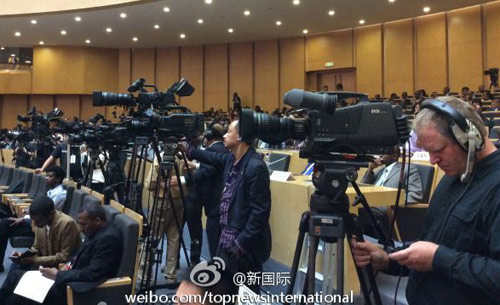 李克強即將在非盟總部發(fā)表演講，請柬“一柬難求”。圖片來源：“新國際”微博。