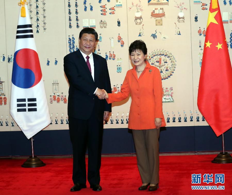 7月3日，國(guó)家主席習(xí)近平在首爾同韓國(guó)總統(tǒng)樸槿惠舉行會(huì)談。新華社記者 蘭紅光 攝