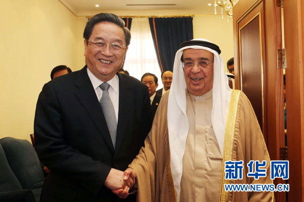 11月6日，正在巴林進行正式友好訪問的全國政協(xié)主席俞正聲在麥納麥會見巴林副首相穆罕默德。 新華社記者劉衛(wèi)兵攝