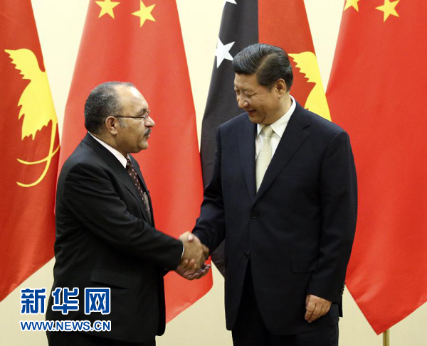 11月22日，國(guó)家主席習(xí)近平在斐濟(jì)楠迪會(huì)見(jiàn)巴布亞新幾內(nèi)亞總理奧尼爾。 新華社記者姚大偉攝 