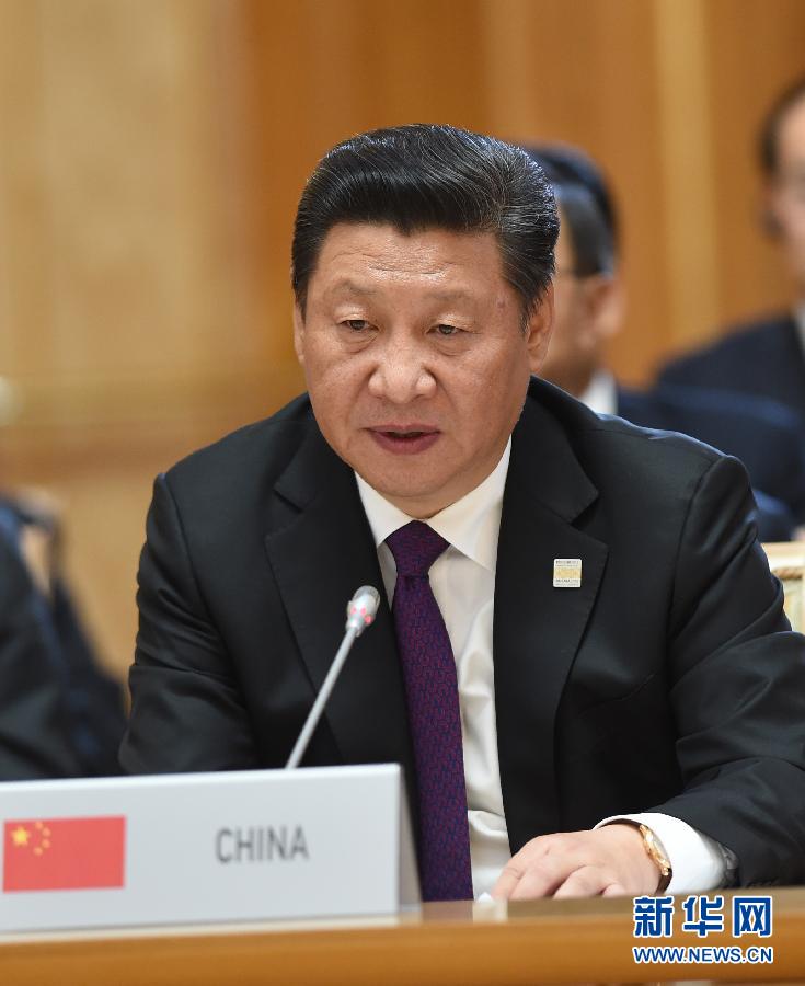 7月9日，金磚國家領(lǐng)導(dǎo)人第七次會晤在俄羅斯烏法舉行。中國國家主席習(xí)近平、俄羅斯總統(tǒng)普京、巴西總統(tǒng)羅塞夫、印度總理莫迪、南非總統(tǒng)祖馬出席。這是習(xí)近平發(fā)表題為《共建伙伴關(guān)系　共創(chuàng)美好未來》的主旨講話。新華社記者 饒愛民 攝 