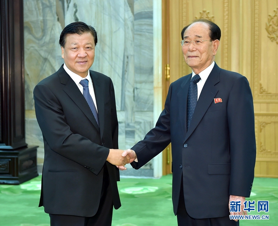 10月10日，正在朝鮮訪問的中共中央政治局常委、中央書記處書記劉云山在平壤會見朝鮮勞動黨中央政治局常委、最高人民會議常任委員會委員長金永南。 新華社記者 李濤 攝