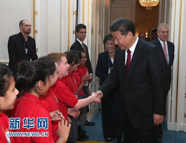 10月22日，國家主席習(xí)近平在倫敦出席全英孔子學(xué)院和孔子課堂年會開幕式。 新華社記者 龐興雷 攝 