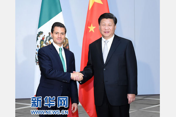 11月16日，國(guó)家主席習(xí)近平在土耳其安塔利亞會(huì)見墨西哥總統(tǒng)培尼亞。 新華社記者張鐸攝