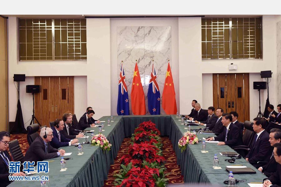 11月18日，國家主席習(xí)近平在菲律賓馬尼拉會見新西蘭總理約翰·基。 新華社記者 饒愛民 攝
