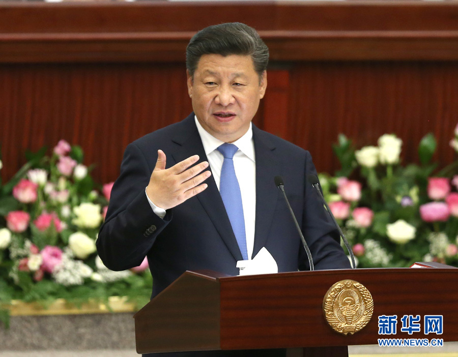 6月22日，國家主席習(xí)近平在塔什干烏茲別克斯坦最高會議立法院發(fā)表題為《攜手共創(chuàng)絲綢之路新輝煌》的重要演講。 新華社記者馬占成攝